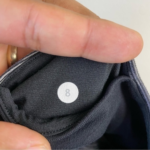 Lululemon‎ Wunder Under Crop - Picture 7 of 10